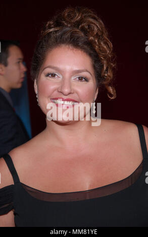 Le Soprano Aida Turturro arriva al 53Prime-Time annuale Emmy Awards tenutosi presso il Teatro Shubert, Los Angeles, CA., nov. 4, 2001. TurturroAida02.jpgTurturroAida02 Red Carpet Event, verticale, STATI UNITI D'AMERICA, industria cinematografica, celebrità, fotografia, Bestof, arte cultura e intrattenimento, Topix celebrità moda / Verticale, meglio di, evento nella vita di Hollywood - California, moquette rossa e dietro le quinte, USA, industria cinematografica, celebrità, movie celebrità, personaggi televisivi, musica celebrità, fotografia, Bestof, arte cultura e intrattenimento, Topix, headshot, verticale, una persona, dall'anno , 20 Foto Stock