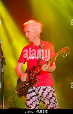 Robbie Krieger giocando alla decima edizione Medlock Krieger tutti i concerti di star & Golf Classic che beneficiano di St. Jude per bambini Ospedale di ricerca, Agosto 27, 201 Foto Stock