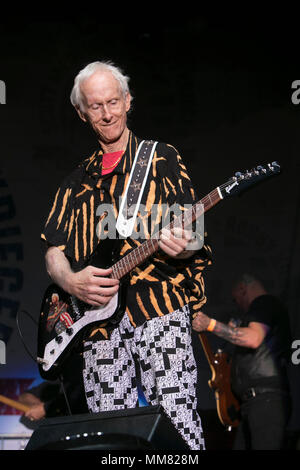 Robbie Krieger giocando alla decima edizione Medlock Krieger tutti i concerti di star & Golf Classic che beneficiano di St. Jude per bambini Ospedale di ricerca, Agosto 27, 201 Foto Stock