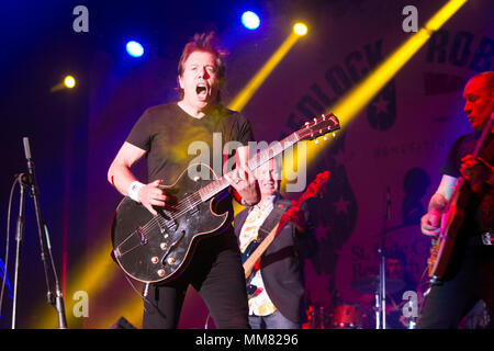 George Thorogood giocando alla decima edizione Medlock Krieger tutti i concerti di star & Golf Classic che beneficiano di St. Jude per bambini Ospedale di ricerca, 27 agosto 2 Foto Stock