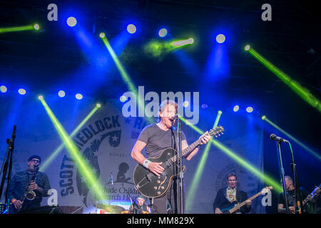 George Thorogood giocando alla decima edizione Medlock Krieger tutti i concerti di star & Golf Classic che beneficiano di St. Jude per bambini Ospedale di ricerca, 27 agosto 2 Foto Stock