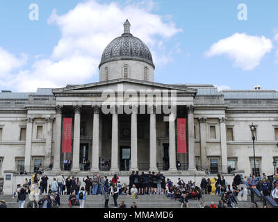 National Portrait Gallery vista da Trafalgar Square Foto Stock