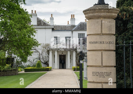 Viste di Pembroke Lodge a Richmond Park, Londra. Foto Data: giovedì, 3 maggio 2018. Foto: Roger Garfield/Alamy Foto Stock