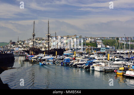 El Galeon Andalucia ormeggiato a Brixham nel Devon. Foto Stock