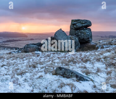 Snowy White superiore Tor, Dartmoor Foto Stock