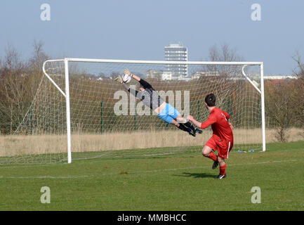 GLASGOW, SCOZIA - 12 Marzo 2014: UN 2014 University cup finale tra Università di Strathclyde e Glasgow Caley. Foto Stock