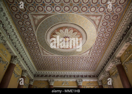 West Wycombe, Regno Unito. Il 7 maggio, 2018. Un dettaglio del soffitto della chiesa parrocchiale di St Lawrence sulla West Wycombe Hill. Foto Stock