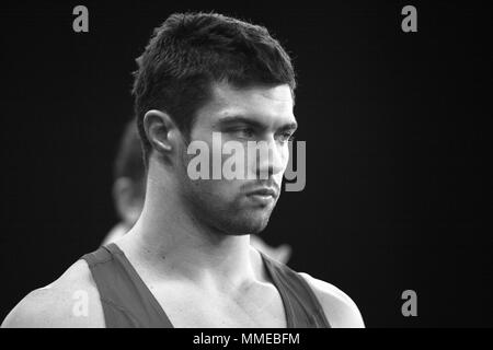 Uomini Greco Romano, Wrestling FILA programma gara Daigoro Timoncini vs Ghasem Rezaei, Londra 10 Dicembre 2011 Foto Stock