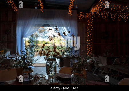 A sud del paese di stile wedding è confortevole e affascinante tutte in una volta. Foto Stock