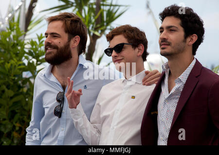 Cannes, Francia. 11 maggio 2018. Gli attori Peter Lanzani, Lorenzo Ferro e chino Darin presso El Ángel (L'Ange) Pellicola fotografica chiamata al momento della settantunesima Cannes Film Festival, venerdì 11 maggio 2018, Cannes, Francia. Photo credit: Doreen Kennedy Credit: Doreen Kennedy/Alamy Live News Foto Stock