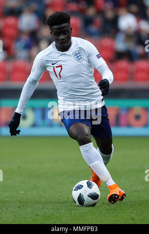 Bukayo Saka di Inghilterra durante il 2018 Campionato Europeo UEFA Under 17 Gruppo una corrispondenza tra la Svizzera e l'Inghilterra a New York Stadium il 10 maggio 2018 a Rotherham, Inghilterra. (Foto di Daniel Chesterton/phcimages.com) Foto Stock