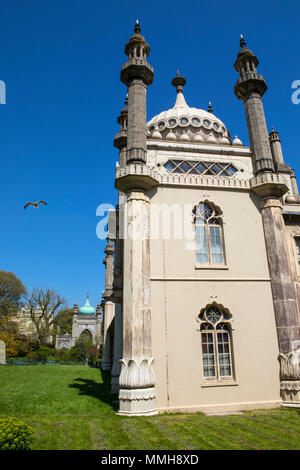 BRIGHTON, Regno Unito - 4 Maggio 2018: storico Royal Pavilion, nella città di Brighton nel Sussex, nel Regno Unito il 4 maggio 2018. Esso è costruito in Indo-Saracenic s Foto Stock