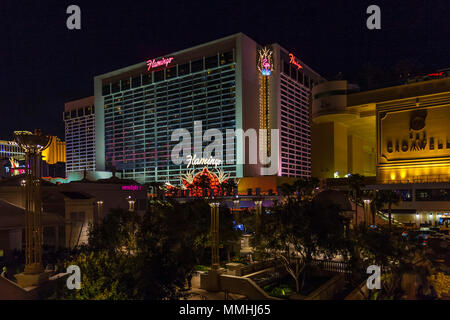 Tempo di notte vista del Flamingo Las Vegas Hotel e Casinò sulla Strip di Las Vegas in paradiso, Nevada Foto Stock