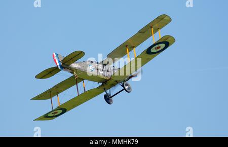 1917 Bristol F.2B - British due-sede bi-plane aerei da combattimento progettato da Frank Branwell, ora parte della collezione Shuttleworth al vecchio Operaio Foto Stock