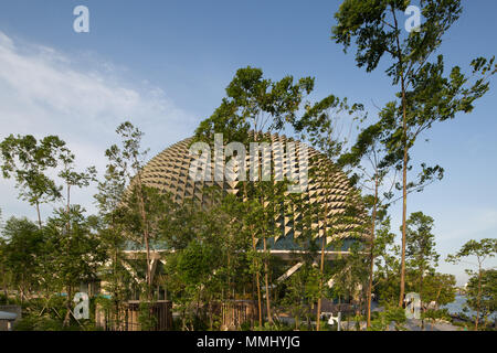 Vista esterna della cupola dell'Esplanade e del giardino circostante. Foto Stock