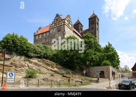 Quedlinburg, Germania - 10 Maggio 2018: Vista della Collegiata di San Servatii nel Patrimonio Mondiale UNESCO Città di Quedlinburg, Germania. Foto Stock