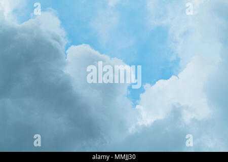 Bellissimo cielo di nuvole Foto Stock