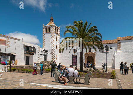 BETANCURIA, Fuerteventura, Spagna - 2 Maggio 2018: Chiesa nella piccola città di Betancuria, isola di Fuerteventura, Spagna Foto Stock