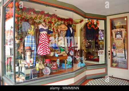 Ybor City, Florida's più antico e storico quartiere di cibi cubani, sigari, moda rétro. Situato nel centro di Tampa. Foto Stock