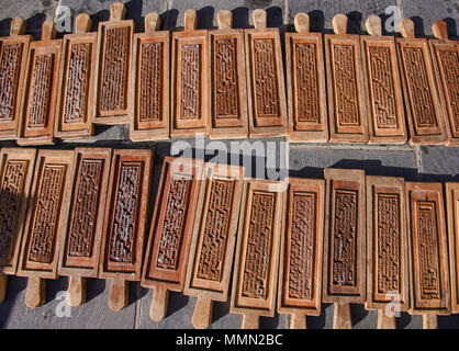 Il Tibetano woodblock stampe alla sacra Scrittura Bakong Stampa Monastero a Dege, Sichuan, in Cina Foto Stock