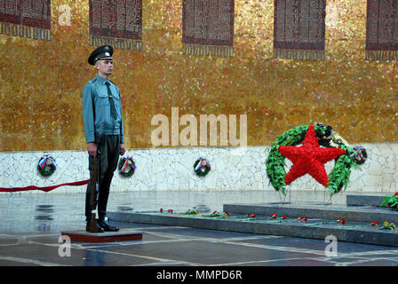 All'interno della Hall del valor di Mamayev Kurgan a Volgograd, Russia Foto Stock