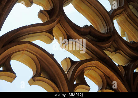 Chiostro nel villaggio di Le Buisson de Cadouin, Francia Foto Stock