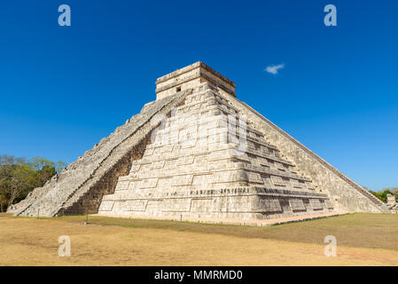 Chichen Itza - El Castillo Pyramid - Gli Antichi maya, rovine di templi in Yucatan, Messico Foto Stock