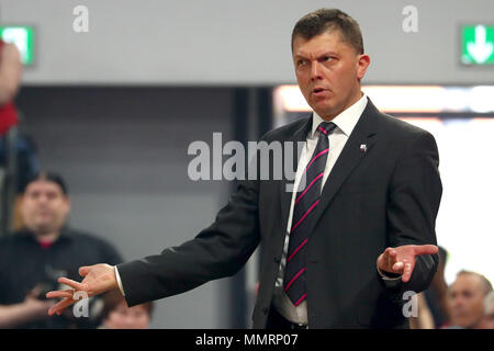 Bamberg, Germania. Il 12 maggio 2018. 12 maggio 2018, Germania Bamberg: Basket, Bundesliga, Brose Bamberg vs cestini di Telekom Bonn. Bonn il manager di Predrag Krunic. Credito: Daniel Karmann/dpa/Alamy Live News Foto Stock