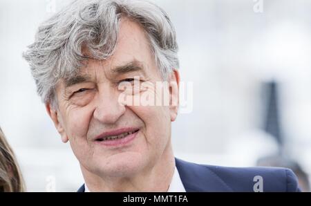 Cannes, Francia. 13 Maggio, 2018. Cannes, Francia. 13 maggio 2018. Wim Wenders Ettore un uomo della sua Parola, Photocall. Il 71° Festival di Cannes Cannes, Francia 13 maggio 2018 Dja1145 71 St Cannes Film Festival Credito: Allstar Picture Library/Alamy Live News Foto Stock