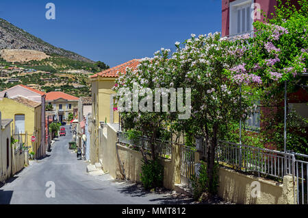 Archanes Town, a Creta - Grecia. Vista di Archanes Village dalla strada che conduce al vecchio municipio. Foto Stock