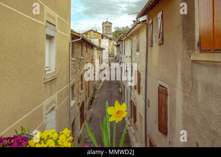 Saint-Nazaire-en-Royans una piccola cittadina francese nel Auvergne-Rhône-Alpes regione Frence Viaggi Foto Stock