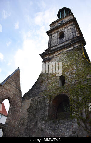 L'Aegidienkirche (Saint Giles chiesa), chiesa distrutta durante la II Guerra Mondiale, Hannover, Germania Foto Stock