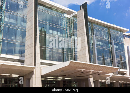 Architettura moderna del Convention Center di Washington DC. Ingresso principale si trova nei pressi del Monte Vernon Square. Foto Stock