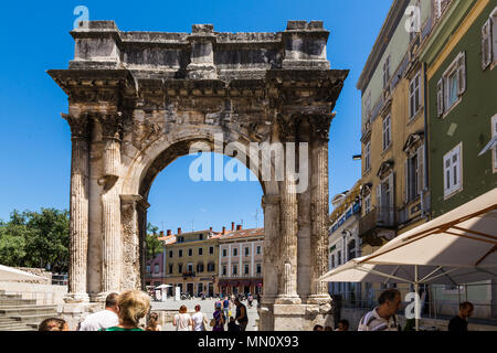 L'arco trionfale del Sergi di Pola, Croazia Foto Stock