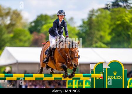 Windsor, Berkshire, Regno Unito. 13 Maggio, 2018. Berkshire, Regno Unito. 13 maggio 2018. . Royal Windsor Horse Show. Windsor. Berkshire. Regno Unito. Showjumping. Rolex Grand Prix. Emanuele Gaudiano in sella Caspar 232. ITA. 3 ° posto.13/05/2018. Credito: Sport In immagini/Alamy Live News Credito: Sport In immagini/Alamy Live News Foto Stock