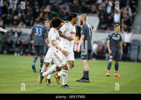 Los Angeles, CA, Stati Uniti d'America. 13 Maggio, 2018. Los Angeles avanti FC Carlos Vela #10 festeggia dopo il suo obiettivo durante la seconda metà del Los Angeles Football Club vs New York City Football Club a BANC DELLA CALIFORNIA Stadium di Los Angeles, Ca il 13 maggio 2018. Jevone Moore Credito: csm/Alamy Live News Foto Stock