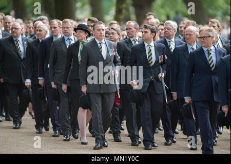 94ma Convention Annuale parata & Servizio della cavalleria combinato di vecchi compagni Association presso il Memoriale di cavalleria adiacente al palco per spettacoli in Hyde Park, Londra. Foto Stock