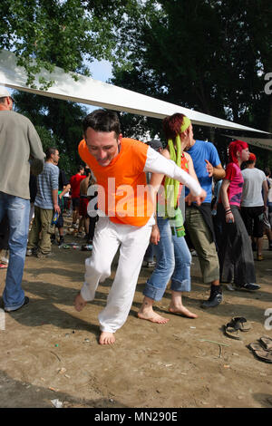 Arena di danza nel campeggio a exit festival 2005, Novi-Sad Serbia. Foto Stock