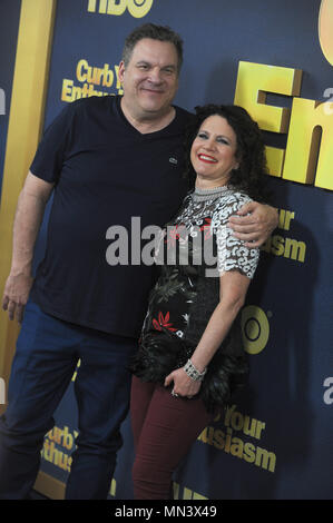 NEW YORK, NY - 27 settembre: Jeff Garlin, Susie Essman assiste il "Limitare il vostro entusiasmo' Stagione 9 premiere al teatro SVA il 27 settembre 2017 a New York City People: Jeff Garlin, Susie Essman Foto Stock