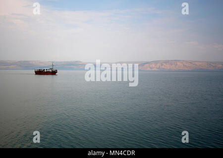 Barca sul mare di Galilea in Israele Foto Stock