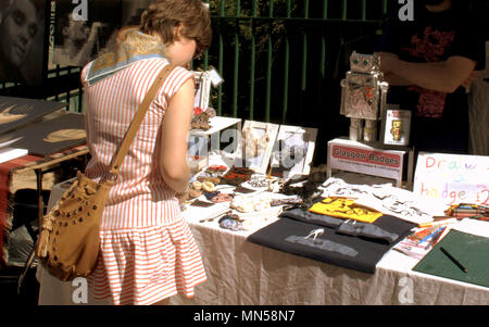 Gibson gala street west end street festival evento di festa i turisti e la gente del posto Foto Stock