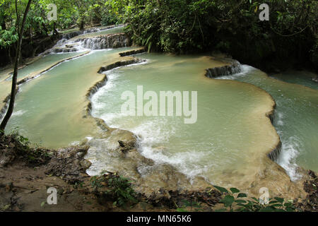 Kuang Si cascate, Luang Prabang, nel nord del Laos Foto Stock