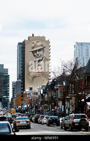 Un ritratto di Leonard Cohen dipinta sul lato di un edificio a Montreal, Quebec, Canada Foto Stock