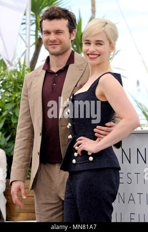 Cannes, Francia. Il 15 maggio 2018. Alden Ehrenreich e Emilia Clarke assiste le donne Kering in Motion photocall durante la settantunesima annuale di Cannes Film Festival al Majestic Hotel su 15 Maggio, 2018 a Cannes, Francia Credito: Geisler-Fotopress/Alamy Live News Foto Stock