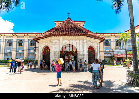 Cebu City, Filippine Apr 25,2018 - persone che vedere Magellans Cross Foto Stock