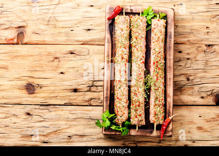 Caucasica piatto popolare, kebab dal giovane agnello carni e spezie.fast food Foto Stock