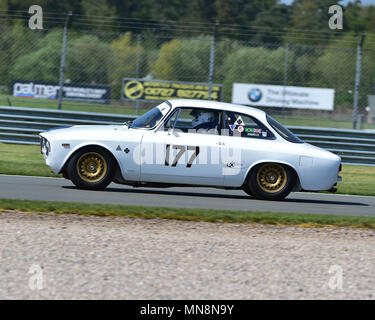 Bernardo Hartogs, will Nuthall, Alfa Romeo GTA, Trofeo U2TC per pre 66 sotto due litri Touring Cars, Trofeo U2TC, pre-66 sotto 2 litri Touring Cars, Foto Stock