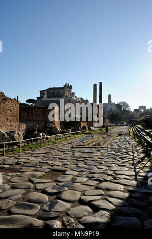 Italia, Roma, Foro Romano, Via Sacra Foto Stock