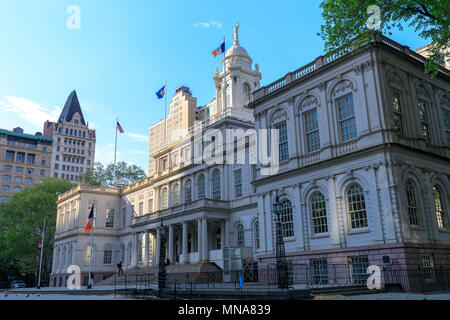 Manhattan, New York City - Maggio 10, 2018 : New York City Hall building in Manhattan inferiore Foto Stock