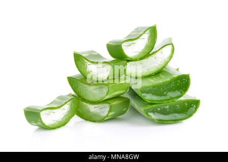 Aloe vera foglia fresca isolato sfondo bianco Foto Stock